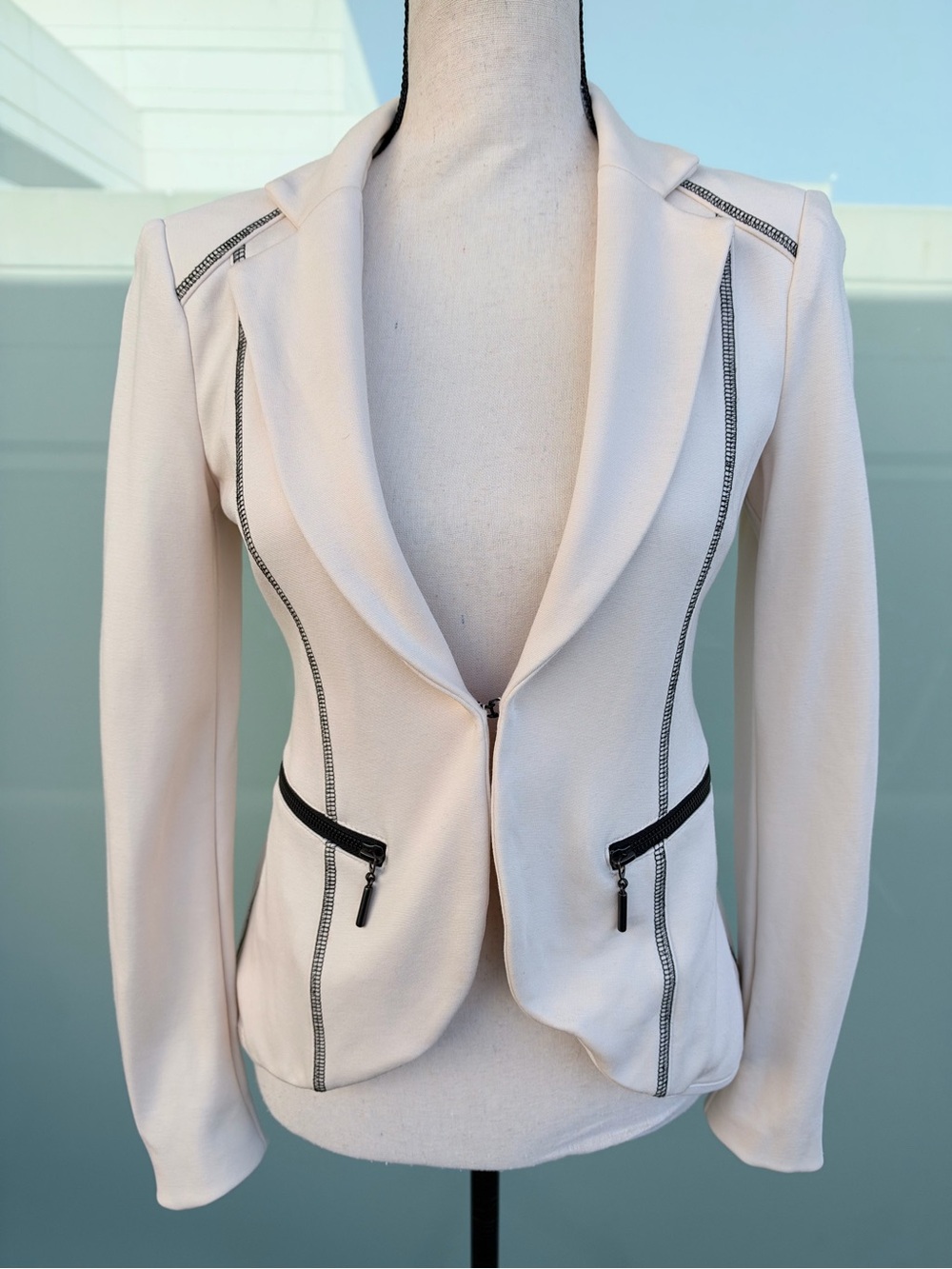 Nanette Lepore Cream with Black Accents Zip-Cuff Blazer Jacket 0